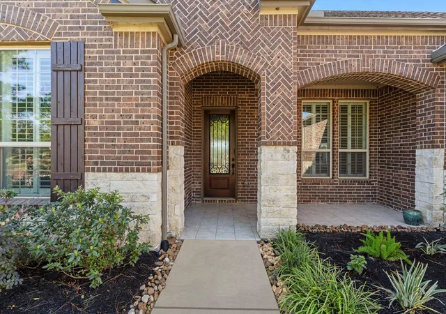 Photo 3 of Single family home for sale at 349 Kerry Bg Ln, Spring, TX 77382 | MLS# 55710908 | Listing updated on 2026-09-15