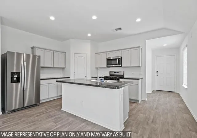 Photo 2 of Sale Pending at 1691 Portia Ln, Conroe, TX 77301 | MLS# 6613691 | Listing updated on 2026-08-16
