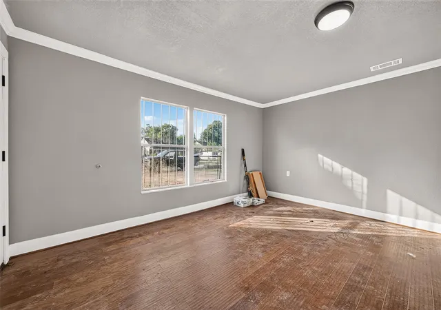 5th image of 7323 Hurtgen Forest Rd, Houston, TX 77033 | MLS# 29463421