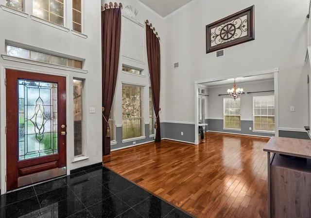 3rd image of 3811 Houston Lake Dr, Pearland, TX 77581 | MLS# 44450423