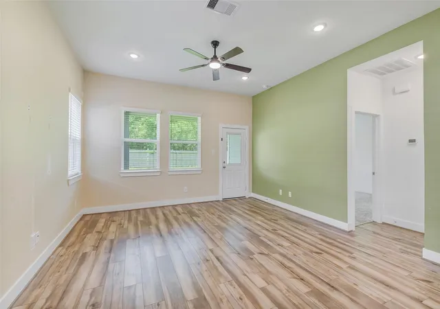 Photo 4 of Single family home for sale at 21627 Alberta Forest Cir, Magnolia, TX 77355 | MLS# 78695730 | Listing updated on 2026-05-30