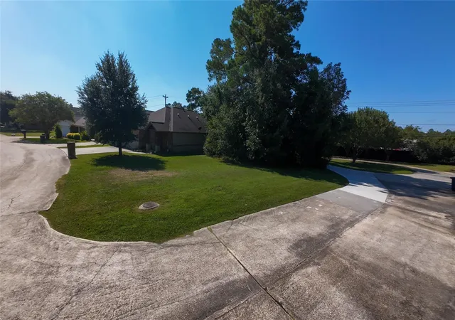 Photo 2 of Land for sale at 125 Moonspinner, Montgomery, TX 77356 | MLS# 96243913 | Listing updated on 2026-02-17