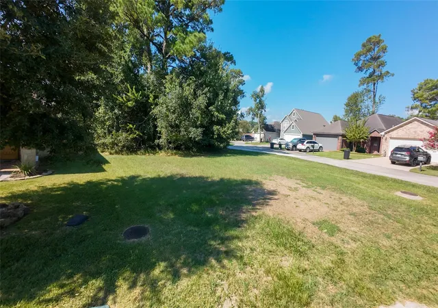 Photo 3 of Land for sale at 125 Moonspinner, Montgomery, TX 77356 | MLS# 96243913 | Listing updated on 2026-02-17