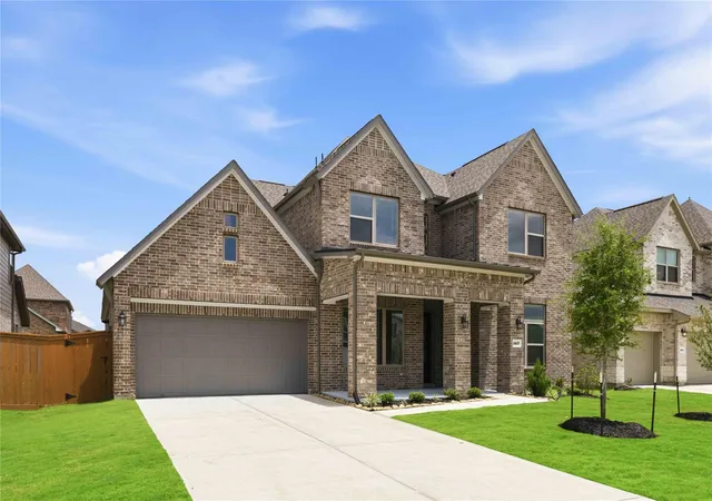 Photo 2 of Single family home for sale at 2827 Obsidian Dr, Rosharon, TX 77583 | MLS# 69397169 | Listing updated on 2026-08-28