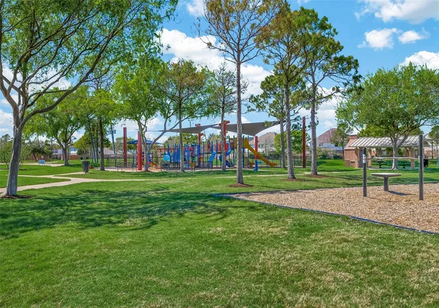 27th image of 2607 Cobble Springs Ln, Pearland, TX 77584 | MLS# 31807683