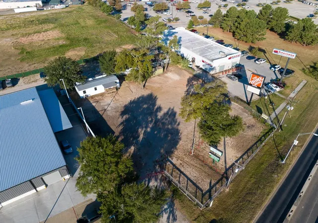 3rd image of 191 I-45, Huntsville, TX 77320 | MLS# 22373141
