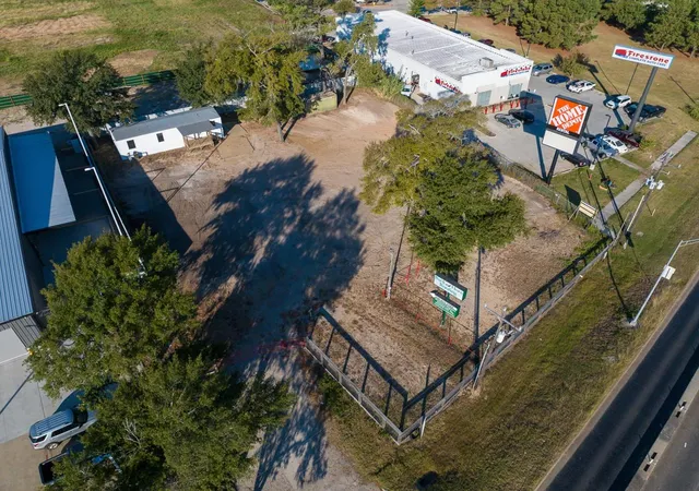 8th image of 191 I 45, Huntsville, TX 77320 | MLS# 22373141