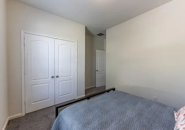 Photo 4 of Single family home for sale at 2012 Elkington Cir, Conroe, TX 77304 | MLS# 10340439 | Listing updated on 2026-05-06