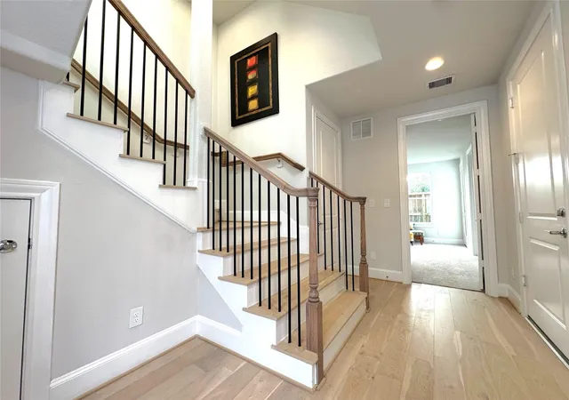 3rd image of 819 Bringhurst St, Houston, TX 77020 | MLS# 21081920