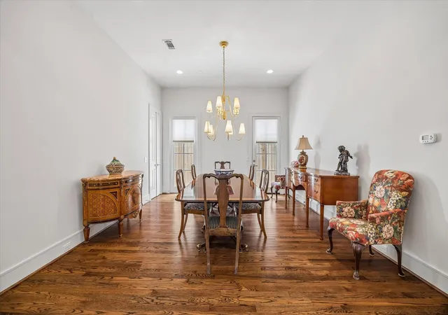 Photo 3 of Single family home for sale at 6631 Edloe St, Houston, TX 77005 | MLS# 58266097 | Listing updated on 2026-09-13