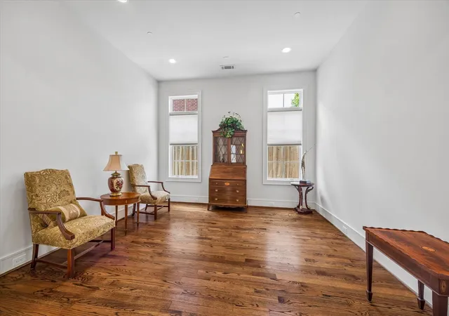 Photo 4 of Single family home for sale at 6631 Edloe St, Houston, TX 77005 | MLS# 58266097 | Listing updated on 2026-09-13