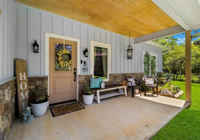 2nd image of 229 Knollwood Crk, Onalaska, TX 77360 | MLS# 88158898