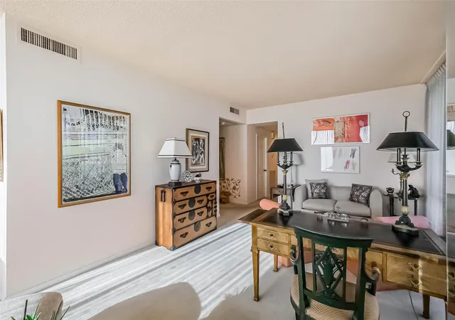 5th image of 14 Greenway Plz #21P, Houston, TX 77046 | MLS# 10461668