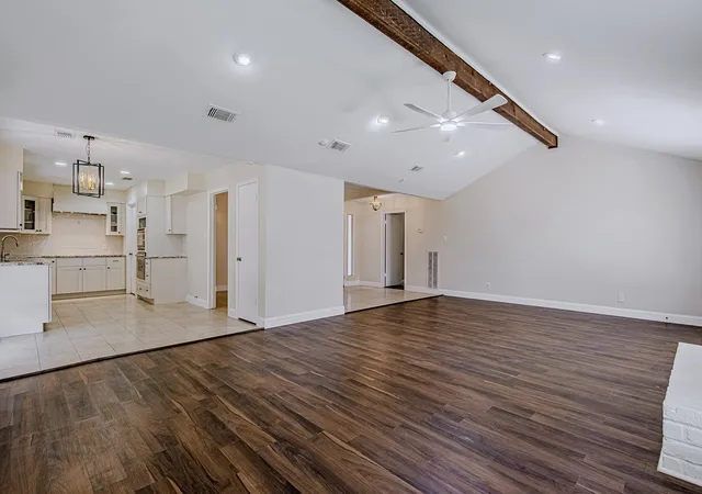 Photo 2 of Sale Pending at 17811 Hawk Hvn Ln, Spring, TX 77379 | MLS# 52784325 | Listing updated on 2026-09-09