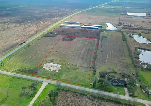 3rd image of 61 County Road 285 Socha Dr, Bay City, TX 77414 | MLS# 15389758