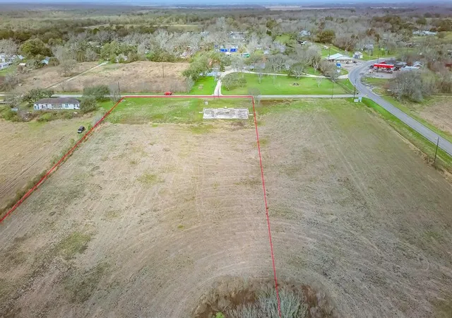 4th image of 61 County Road 285 Socha Dr, Bay City, TX 77414 | MLS# 15389758
