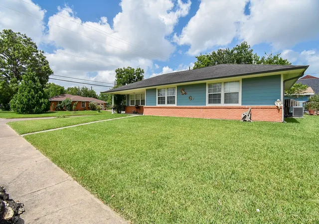 2nd image of 1801 Buchanan St, Pasadena, TX 77502 | MLS# 49018726