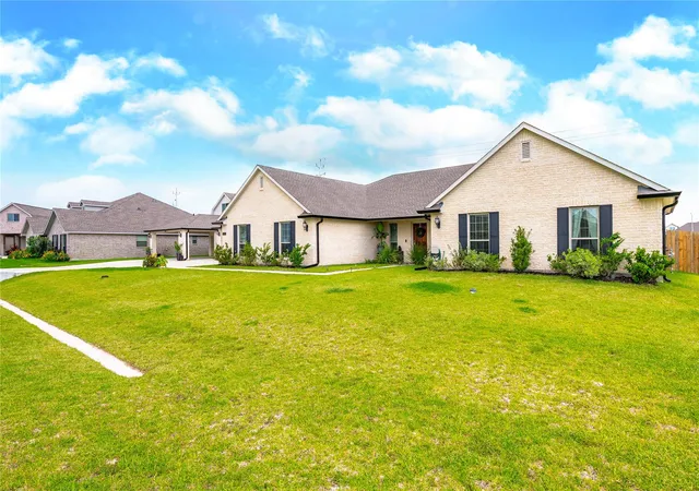Homes for sale in Dickinson, TX | 3602 Ballena Wy, Dickinson, TX 77539 | MLS# 92529283