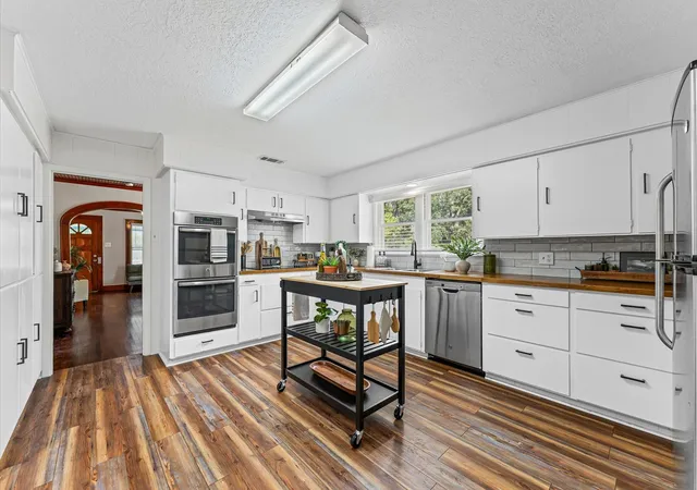 Photo 1 of Sale Pending at 4022 Crosby Cedar Byp Rd, Baytown, TX 77521 | MLS# 30996620 | Listing updated on 2026-08-30