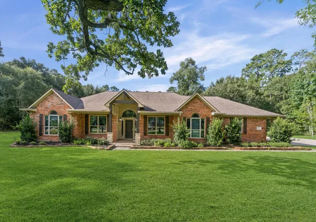 1st image of 16711 Mustang Trail Dr, Magnolia, TX 77355 | MLS# 98522647