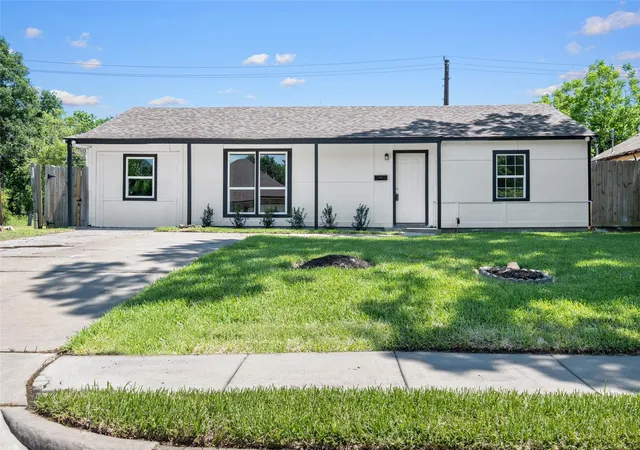 1st image of 6119 Beekman Rd, Houston, TX 77021 | MLS# 402841