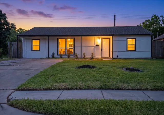2nd image of 6119 Beekman Rd, Houston, TX 77021 | MLS# 402841