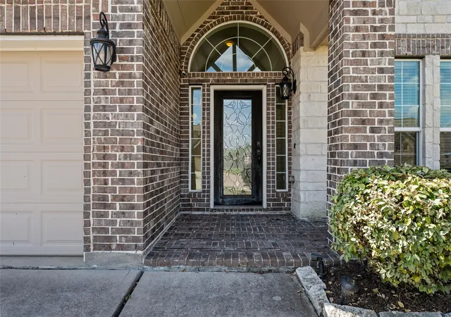 4th image of 4822 Bay Vista Dr, Baytown, TX 77523 | MLS# 51380762