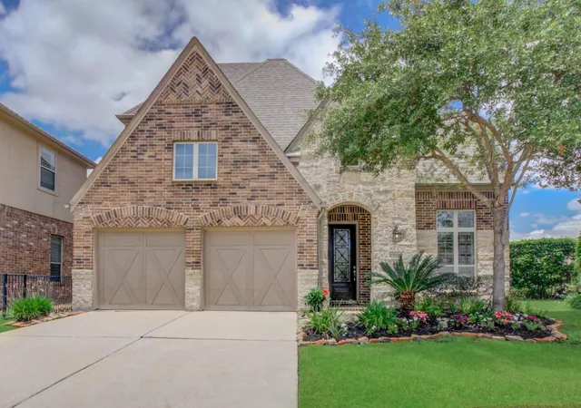3rd image of 17910 Spoke Hollow Ct, Cypress, TX 77433 | MLS# 58802995