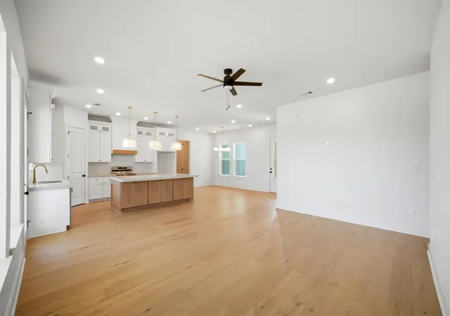 Photo 3 of Single family home for sale at 9814 Tulum Ct, Galveston, TX 77554 | MLS# 19333311 | Listing updated on 2026-09-04