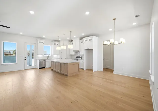 Photo 3 of Single family home for sale at 9814 Tulum Ct, Galveston, TX 77554 | MLS# 19333311 | Listing updated on 2026-09-04