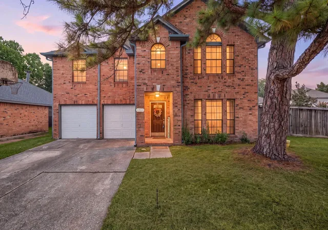 Photo 1 of Single family home for sale at 6923 Lonesome Woods Trl, Humble, TX 77346 | MLS# 29539311 | Listing updated on 2026-08-31