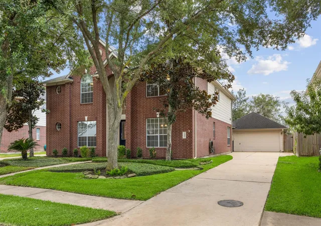 Photo 1 of Single family home for sale at 12815 Eldridge Pl Dr, Houston, TX 77041 | MLS# 67729846 | Listing updated on 2026-09-05