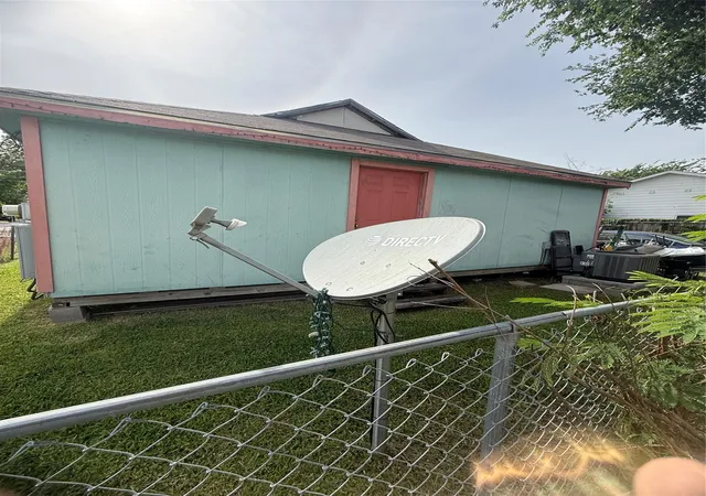 5th image of 4202 Gano St, Houston, TX 77009 | MLS# 52819577
