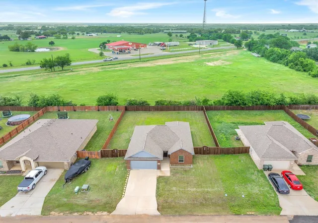 Homes for sale in Mabank, TX | 2422 Abigail Lane, Mabank, TX 75147 | MLS# 92453027