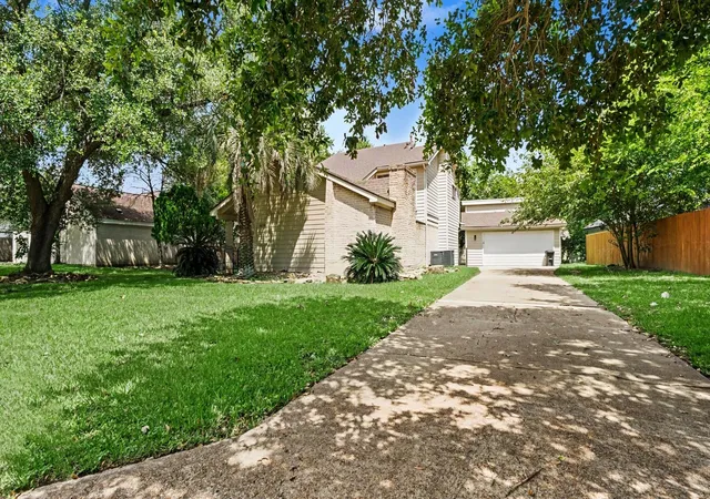 Homes for sale in Humble, TX | 8223 Magnolia Glen Dr, Humble, TX 77346 | MLS# 35060806
