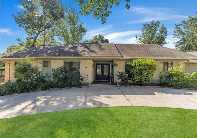 Photo 2 of Single family home for sale at 59 El Dorado St, Conroe, TX 77304 | MLS# 95058536 | Listing updated on 2026-09-11