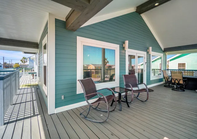 Homes for sale in Jamaica Beach, TX | 16544 John Silver Rd, Jamaica Beach, TX 77554 | MLS# 35963964