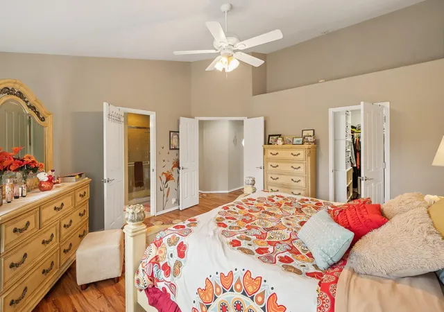 2nd image of 13600 Breton Ridge Ridge, Houston, TX 77070