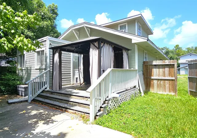 24th image of 219a Texas Ave, Bacliff, TX 77518 | MLS# 34740850