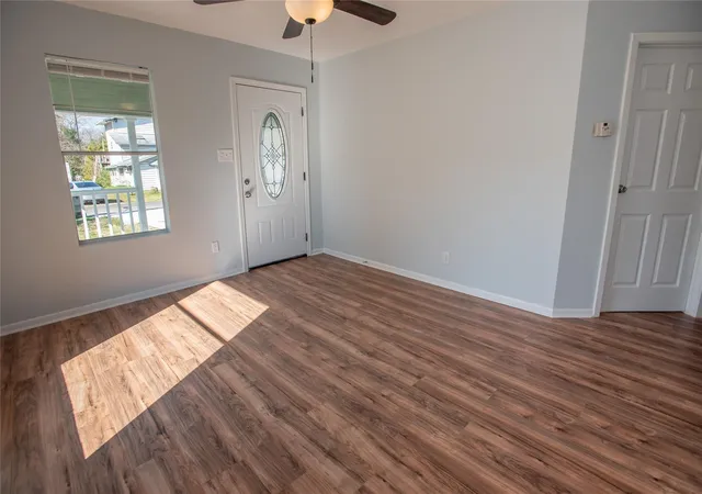 4th image of 219A Texas Ave, Bacliff, TX 77518 | MLS# 34740850