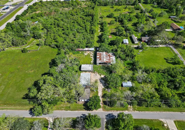 Homes for sale in Stowell, TX | 406 Main St, Stowell, TX 77661 | MLS# 2144322