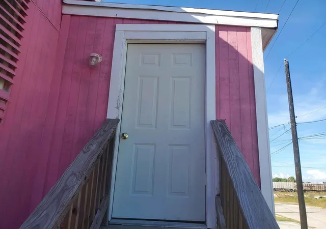 Photo 2 of Multi family home for sale at 511 43rd Street, Galveston, TX 77550 | MLS# 98114245 | Listing updated on 2026-06-20