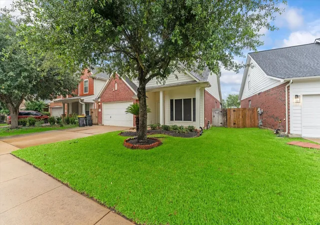 Photo 4 of Single family home for sale at 4931 Trailing Clover Ct, Houston, TX 77084 | MLS# 79031820 | Listing updated on 2026-09-20
