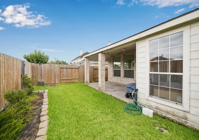 5th image of 18410 Memorial Springs Pass, Tomball, TX 77375 | MLS# 69198436
