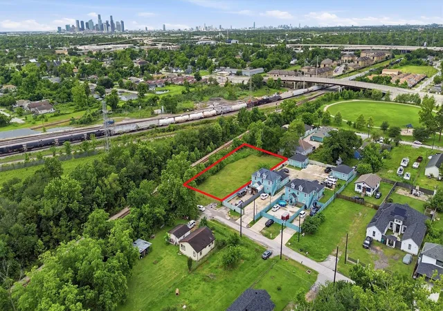 Photo 1 of Land for sale at Tbd Glass St, Houston, TX 77016 | MLS# 35050697 | Listing updated on 2026-08-19