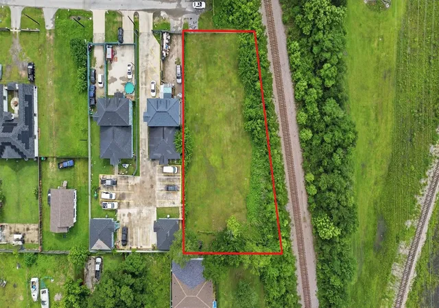 Photo 4 of Land for sale at Tbd Glass St, Houston, TX 77016 | MLS# 35050697 | Listing updated on 2026-08-19