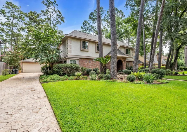 Photo 2 of Single family home for sale at 15018 Rose Cottage Dr, Houston, TX 77069 | MLS# 49694557 | Listing updated on 2026-08-31