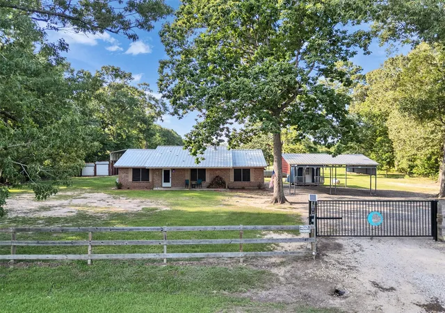 Photo 1 of Single family home for sale at 45 County Rd 2219, Cleveland, TX 77327 | MLS# 76412298 | Listing updated on 2026-08-28