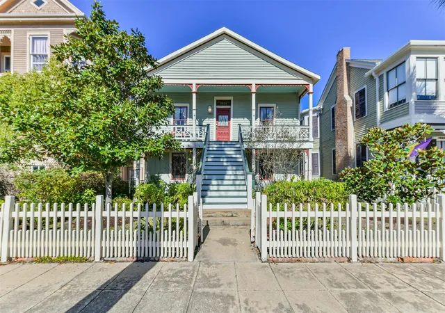Homes for sale in Galveston, TX | 1814 Avenue K, Galveston, TX 77550 | MLS# 5426473