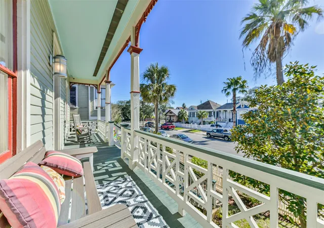Homes for sale in Galveston, TX | 1814 Avenue K, Galveston, TX 77550 | MLS# 5426473